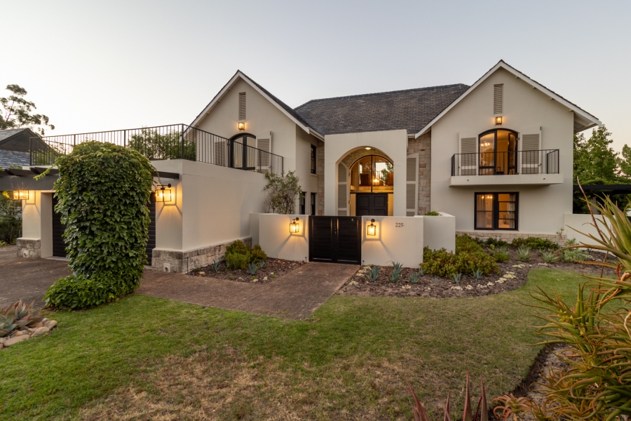 5 Bedroom Property for Sale in Pearl Valley at Val de Vie Western Cape